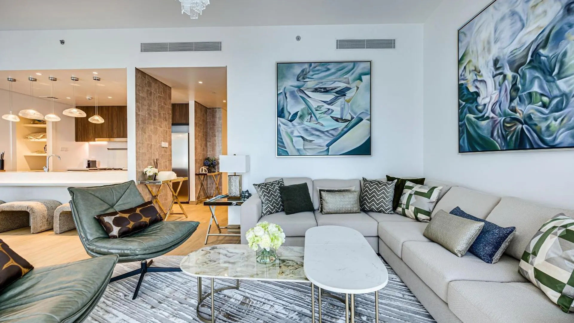Sea View 3 Bd Apartment In La Mer Near The Beach Dubaj